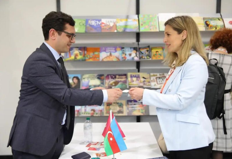 Азербайджан представлен на Болонской международной выставке детской книги (ФОТО)