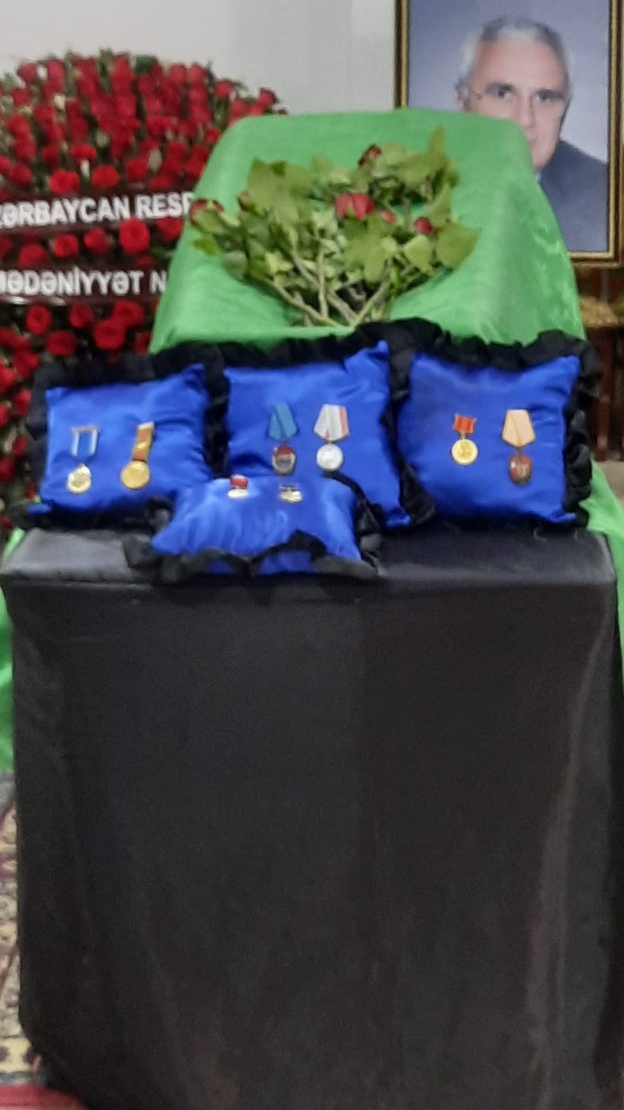 Последние аплодисменты легенде азербайджанского балета (ФОТО)