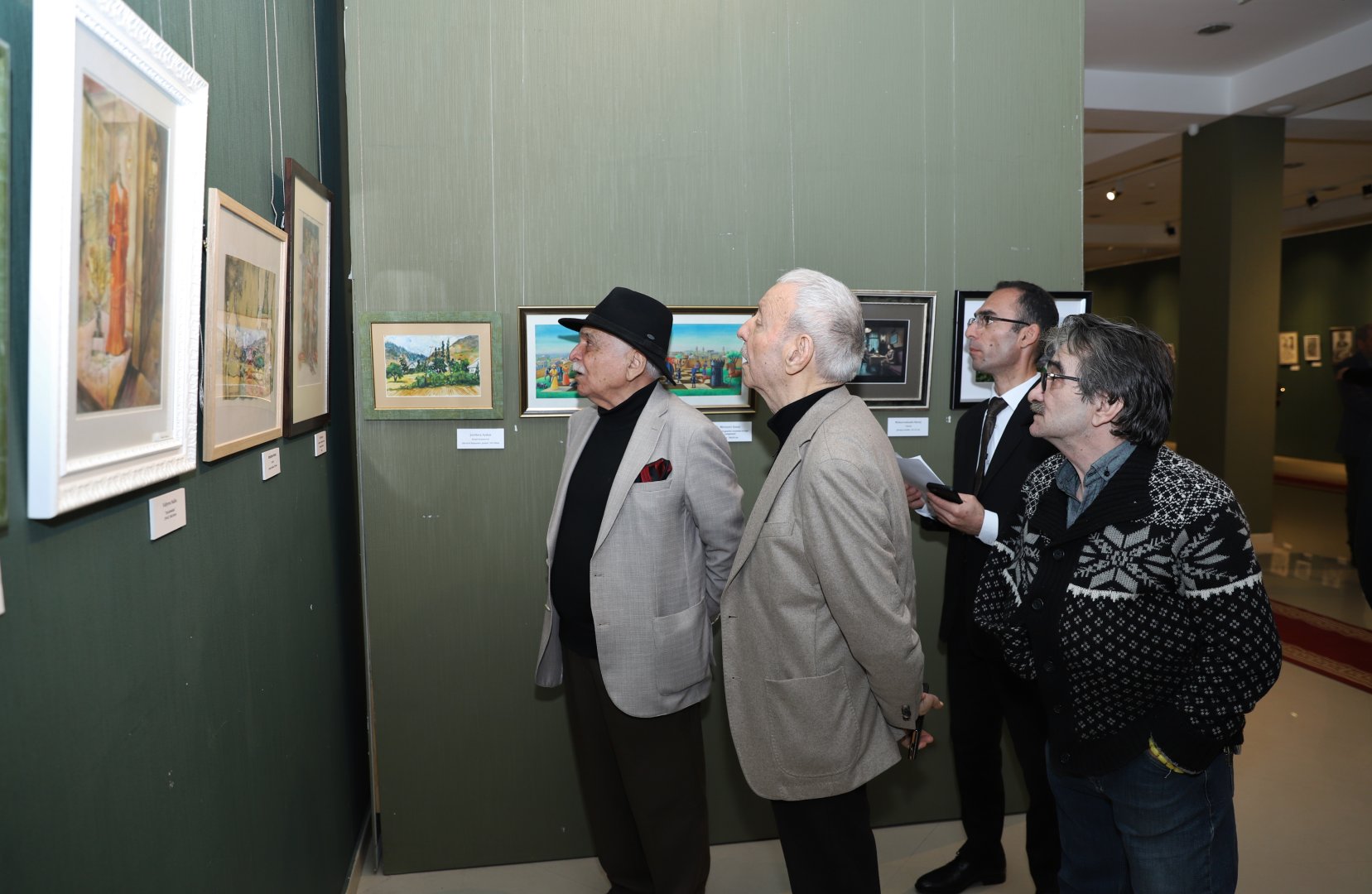 Бумага как Вселенная - в Хатаинском центре представлен креатив без границ (ФОТО)