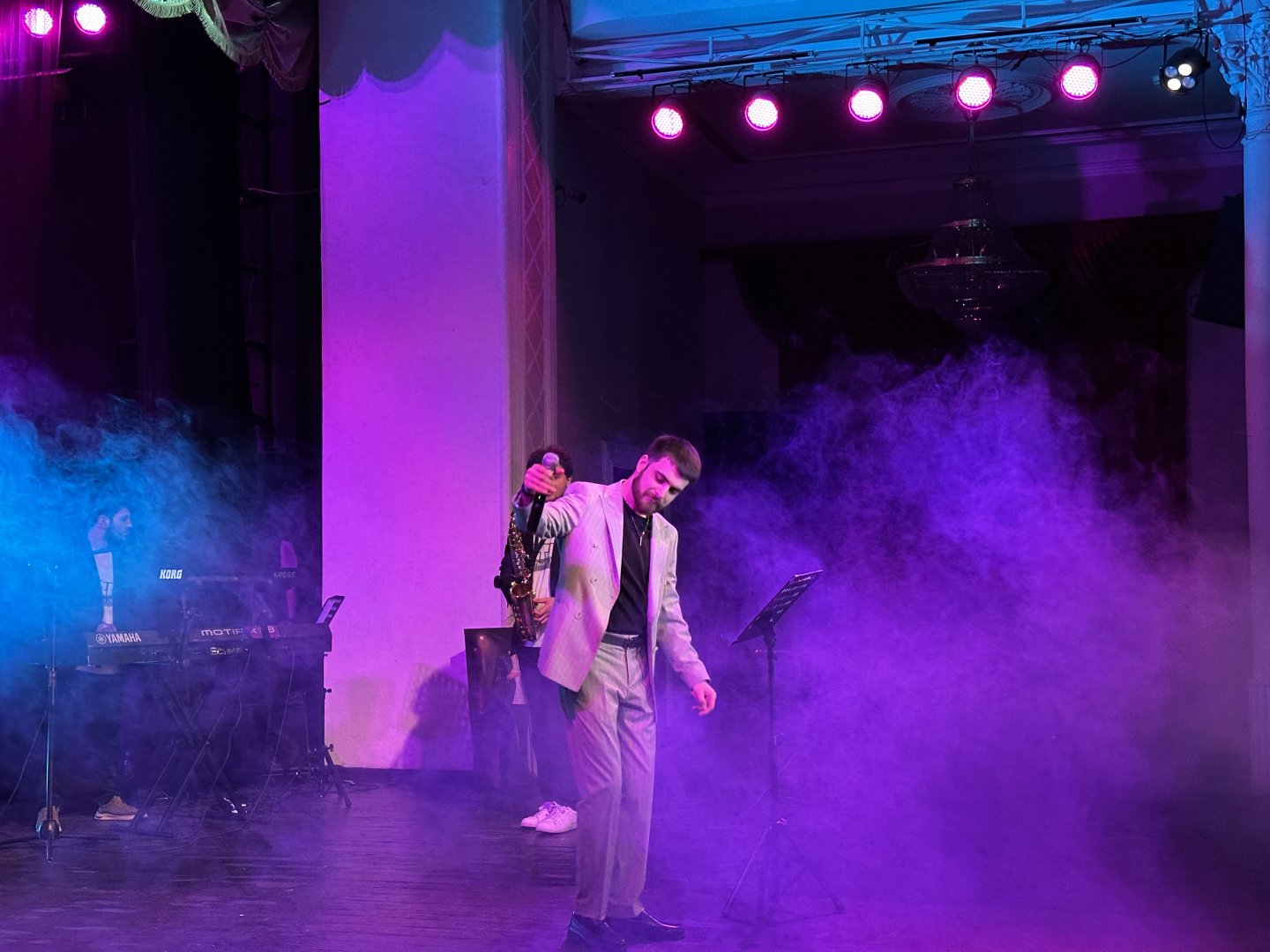 В Баку представлен концерт памяти легендарного турецкого исполнителя Барыша Манчо (ФОТО)