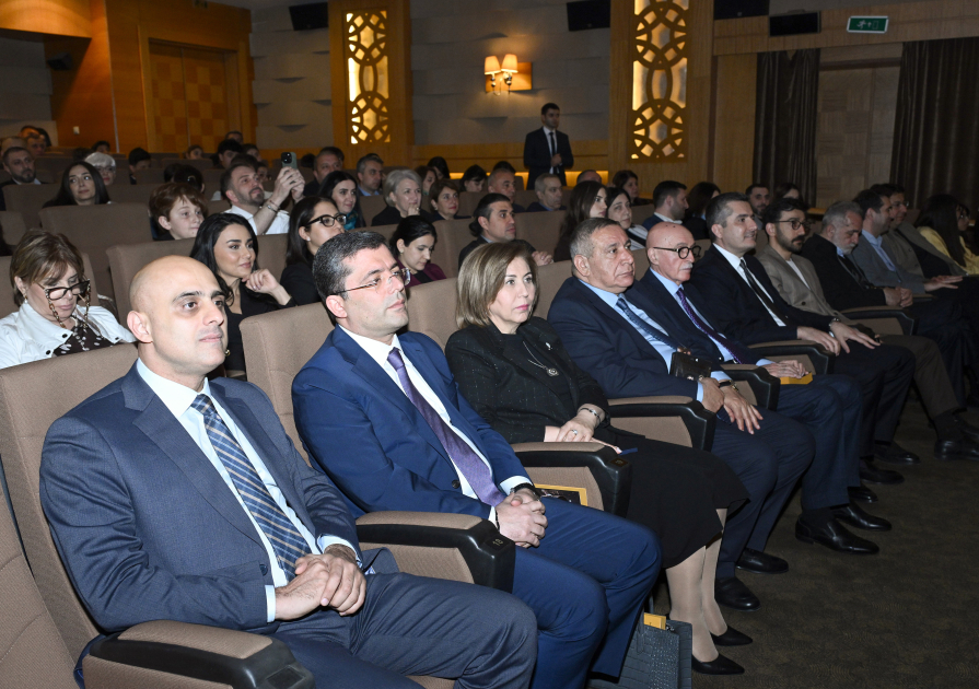 Лейла Алиева и Алена Алиева приняли участие в церемонии презентации второго сезона многосерийного фильма «Я, Лала и Шерлок Холмс 2» (ФОТО)