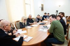 Покинутая женщина в Баку - психологическая история о любви, разочаровании и одиночестве (ФОТО)