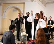 Известные музыканты из Азербайджана и Турции - Егана Ахундова и Гюльсин Онай выступили с блестящей программой (ФОТО)