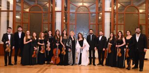 Известные музыканты из Азербайджана и Турции - Егана Ахундова и Гюльсин Онай выступили с блестящей программой (ФОТО)