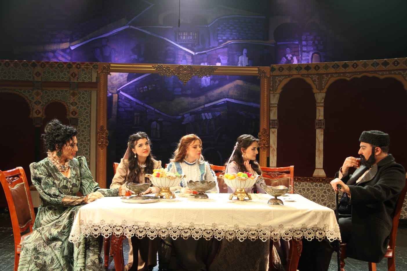 Гаджи Зейналабдин Тагиев - духовное возвращение на место созданного им театра. Блестящая премьера спектакля "Меценат" (ВИДЕО, ФОТО)