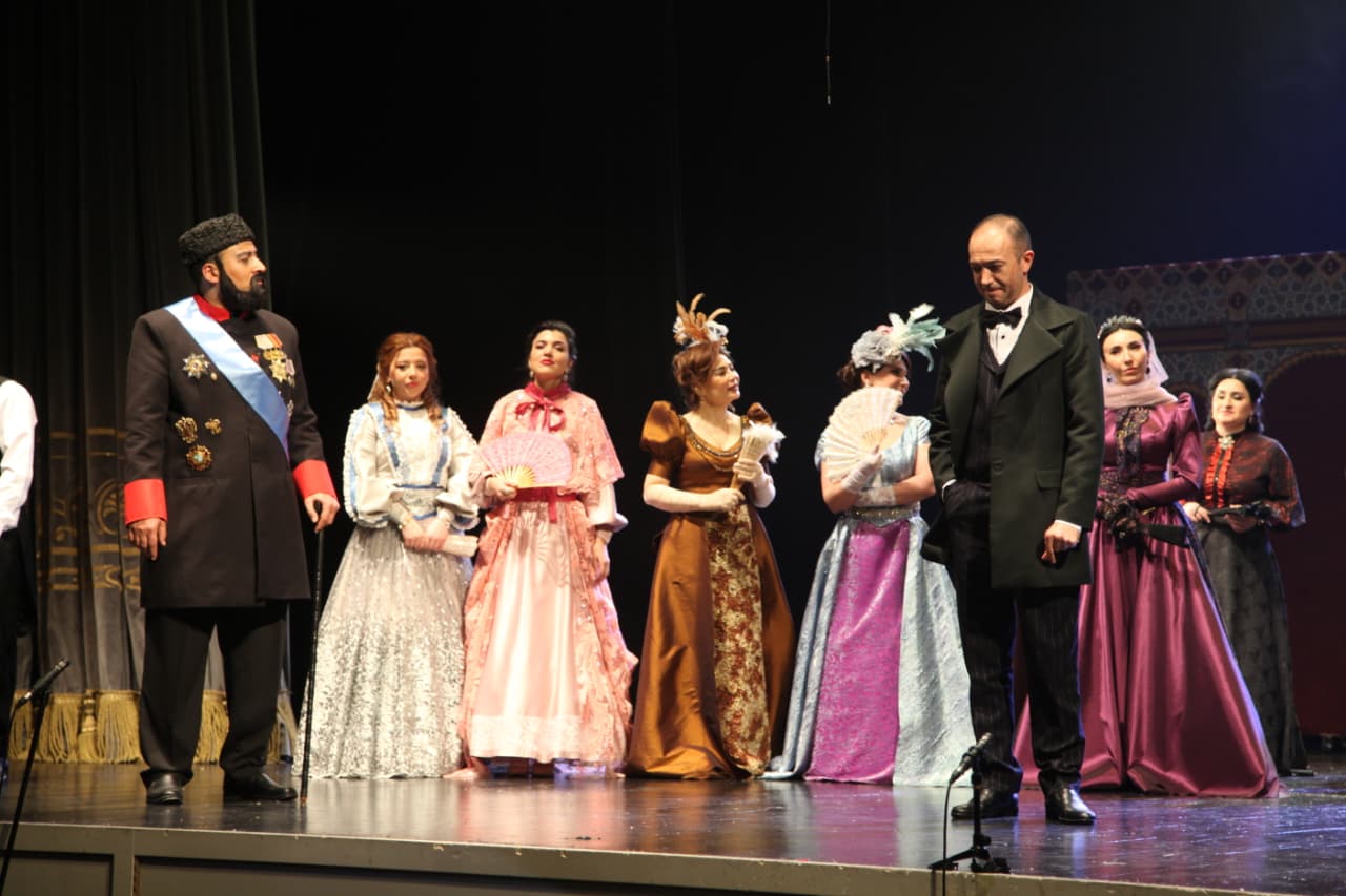 Гаджи Зейналабдин Тагиев - духовное возвращение на место созданного им театра. Блестящая премьера спектакля "Меценат" (ВИДЕО, ФОТО)