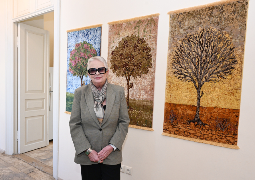 Лейла Алиева и Алена Алиева приняли участие в презентации книги «Иреван: эхо истории и утраченного наследия» (ФОТО)