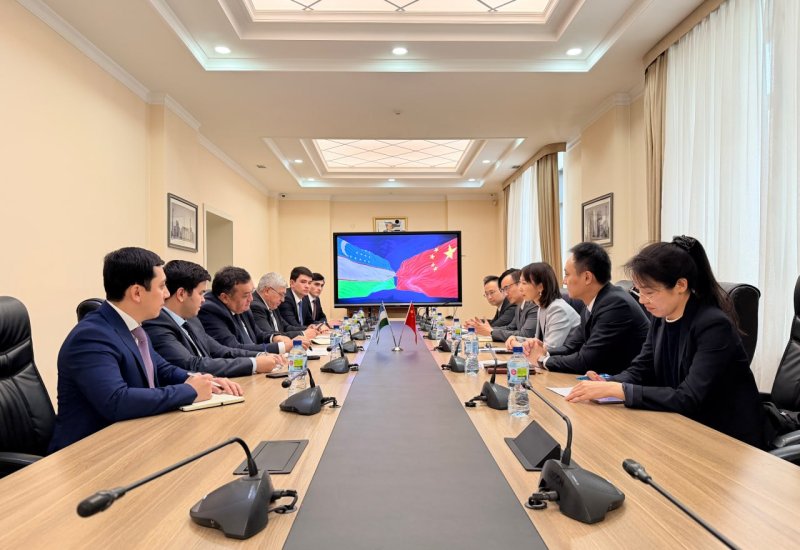В Узбекистане обсудили развитие сотрудничества с Эксимбанком Китая