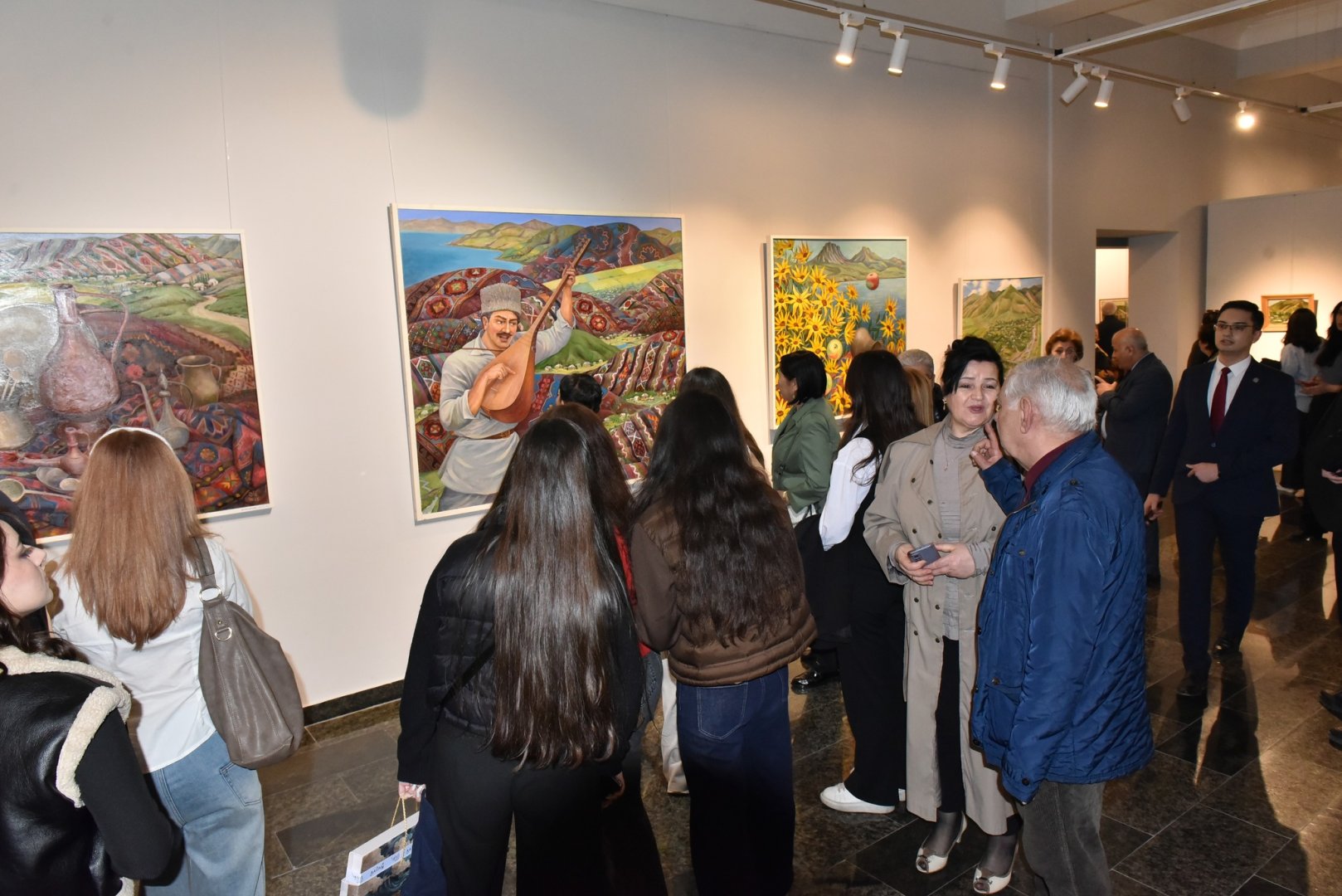 Западный Азербайджан: взгляд через живопись (ФОТО)