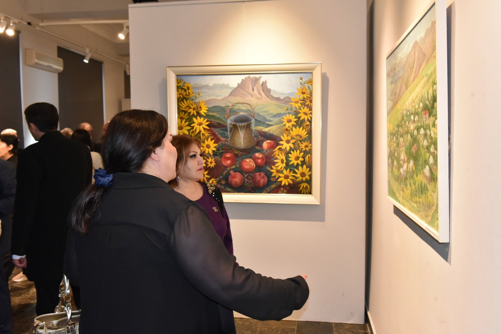 Западный Азербайджан: взгляд через живопись (ФОТО)