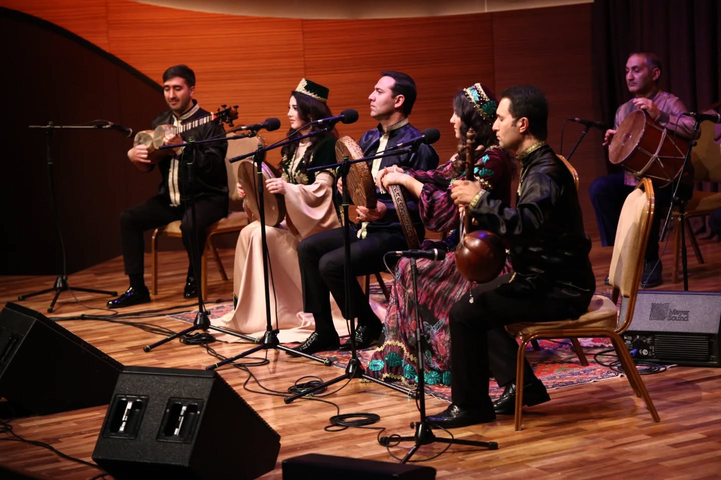 Завораживающее дыхание Азербайджана, уводящее в вечность (ФОТО)