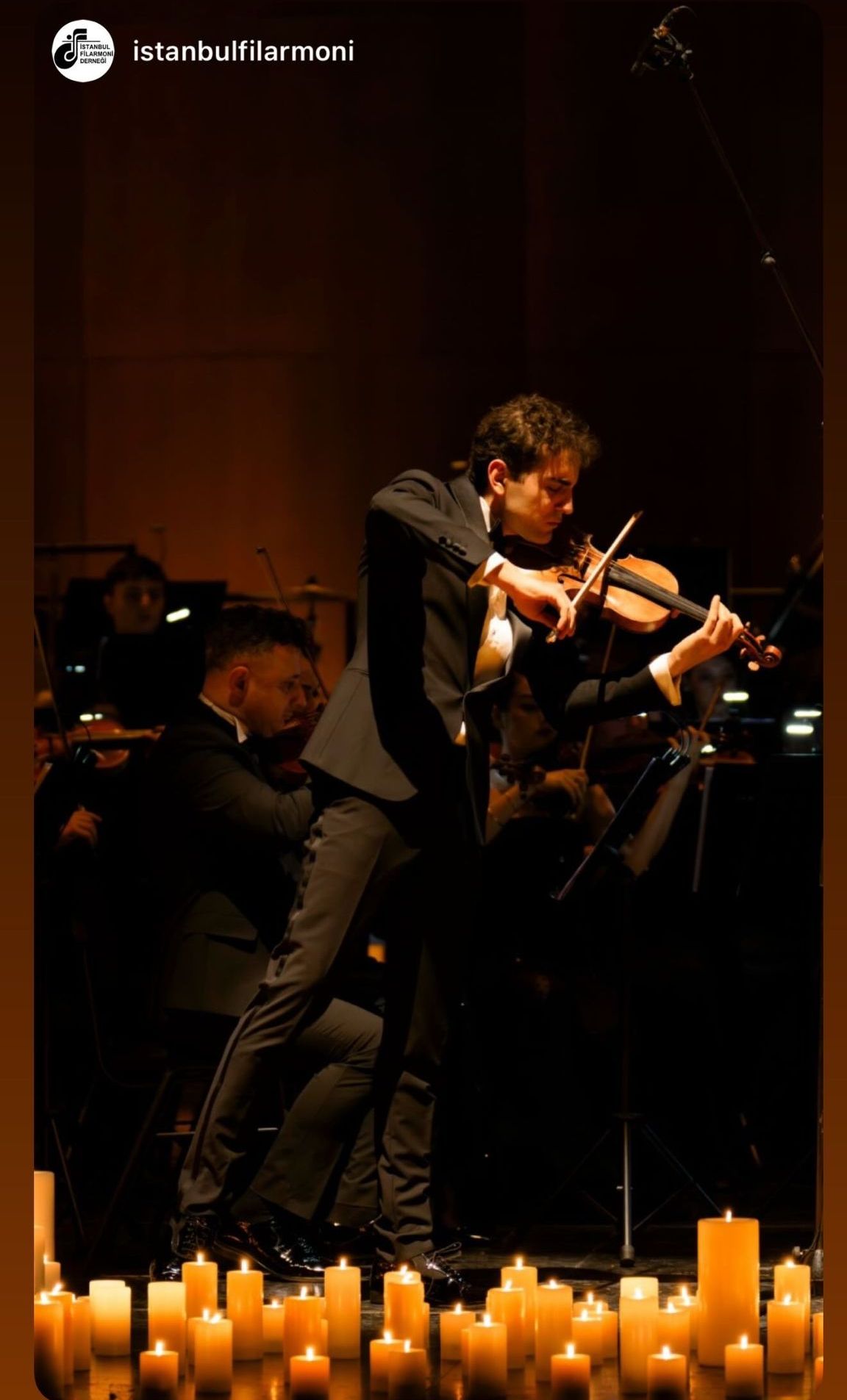3000 свечей и триумф Эльвина Ходжа Ганиева в Турции – одного из лучших скрипачей современности (ВИДЕО, ФОТО)