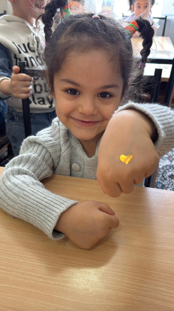 По инициативе Лейлы Алиевой реализуется программа социально-эмоционального обучения для детей учреждений социального обслуживания (ФОТО)