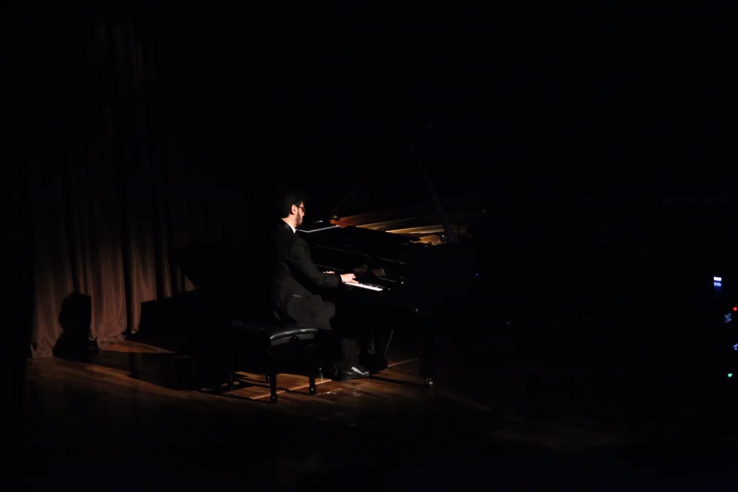 Вечерний Баку – наполняя пространство особыми чувствами (ФОТО)