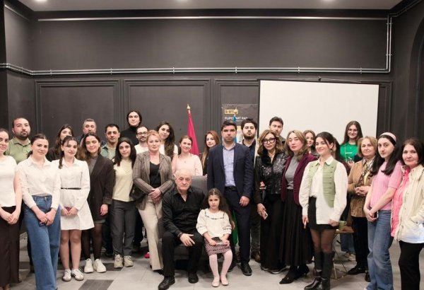 В Будапеште прошла встреча с народным артистом Азербайджана Фахраддином Манафовым (ФОТО)