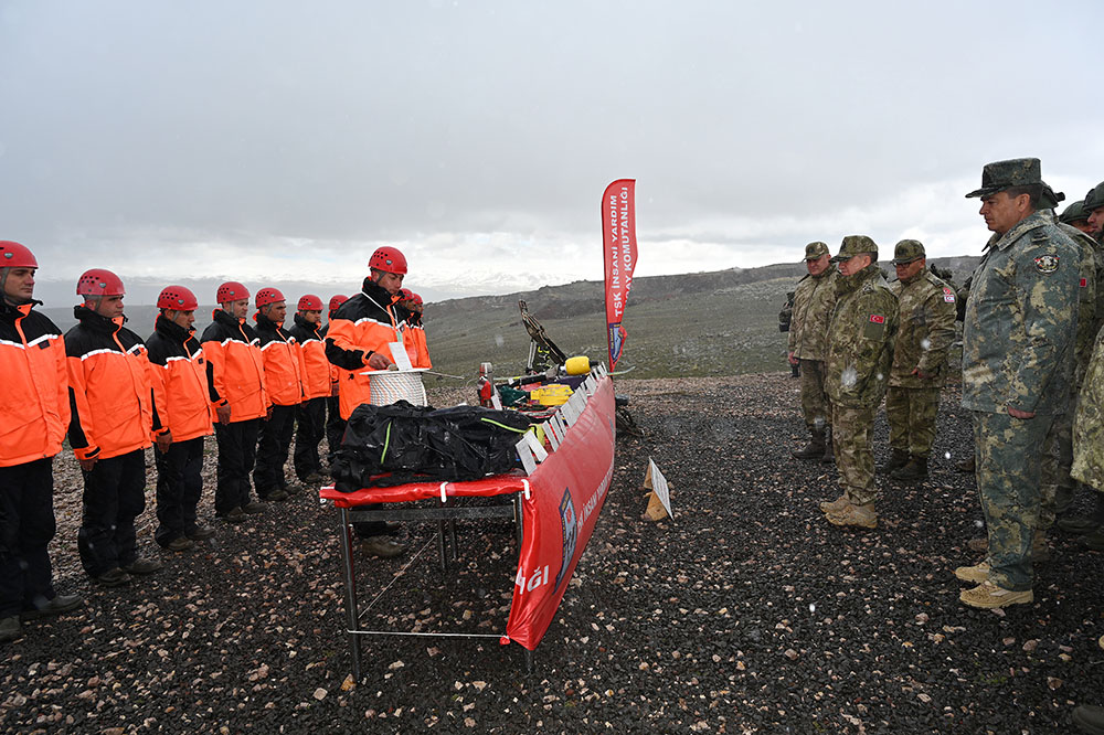 Военнослужащие Отдельной общевойсковой армии продемонстрировали высокий профессионализм на совместных учениях «Гейдар Алиев – 2026» (ФОТО)
