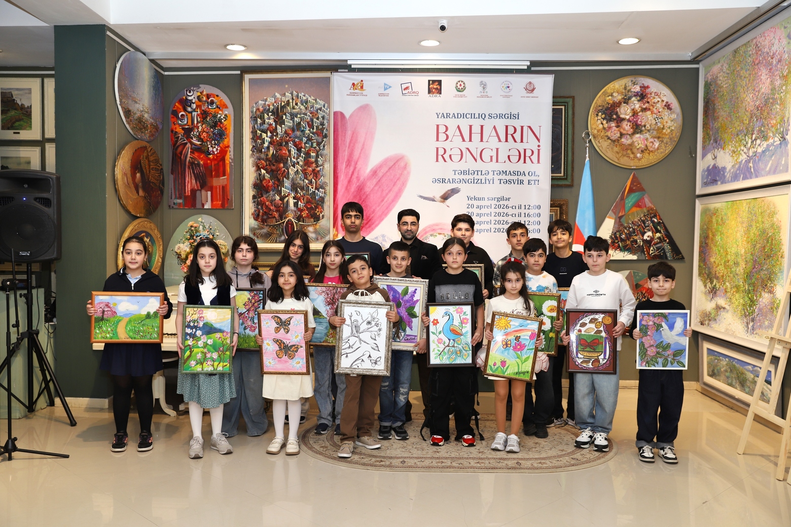 В Баку прошел двухдневный арт-марафон "Соприкоснись с природой, передай её загадочную красоту!" (ФОТО)