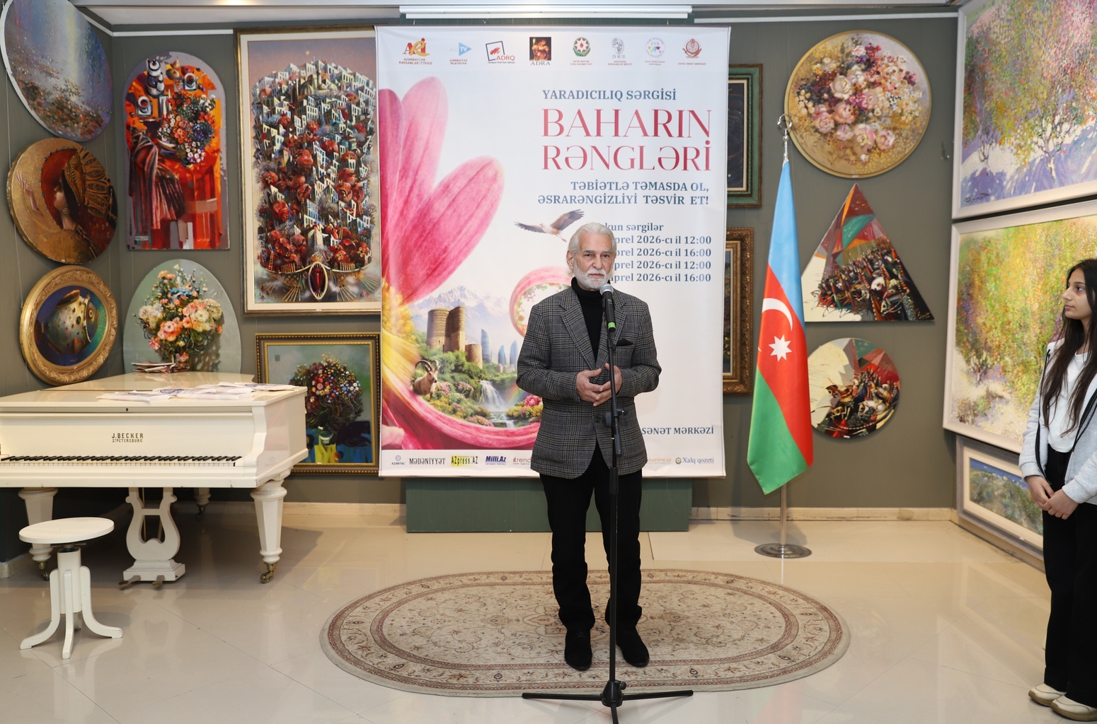 В Баку прошел двухдневный арт-марафон "Соприкоснись с природой, передай её загадочную красоту!" (ФОТО)