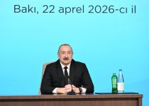 Президент Ильхам Алиев и Президент Эдгарс Ринкевичс приняли участие в азербайджано-латвийском бизнес-форуме (ФОТО)