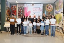 В Баку прошел двухдневный арт-марафон "Соприкоснись с природой, передай её загадочную красоту!" (ФОТО)