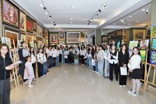 В Баку прошел двухдневный арт-марафон "Соприкоснись с природой, передай её загадочную красоту!" (ФОТО)