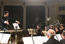 В Баку представлена мировая премьера Геннадия Ровнера "Anabasis" (ФОТО)