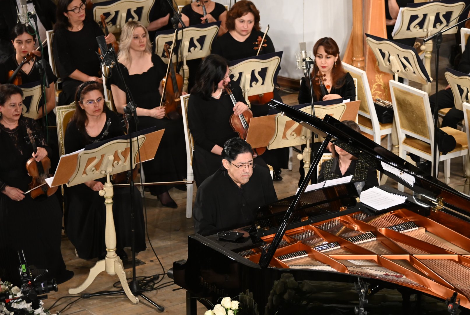 В Баку представлена мировая премьера Геннадия Ровнера "Anabasis" (ФОТО)