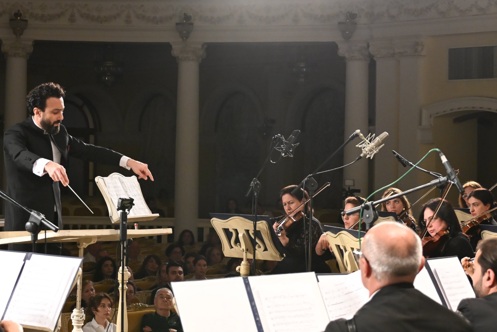 В Баку представлена мировая премьера Геннадия Ровнера "Anabasis" (ФОТО)