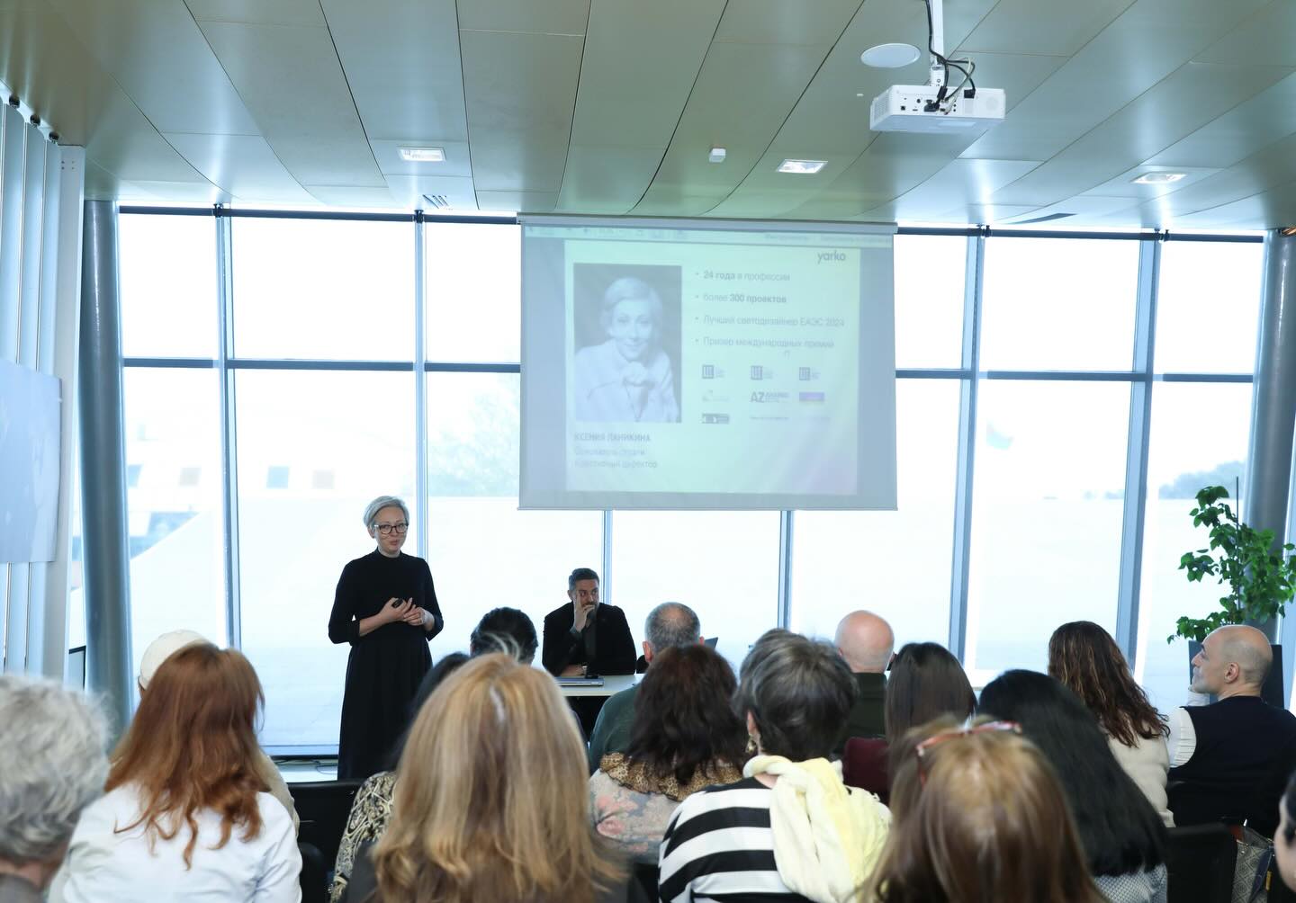 Цифра, свет, искусство: как технологии оживляют историю Азербайджана (ФОТО)