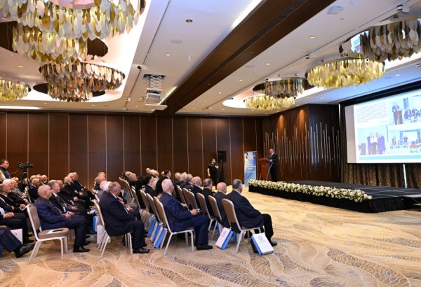 Проходит IX Съезд Совета старейшин Азербайджана