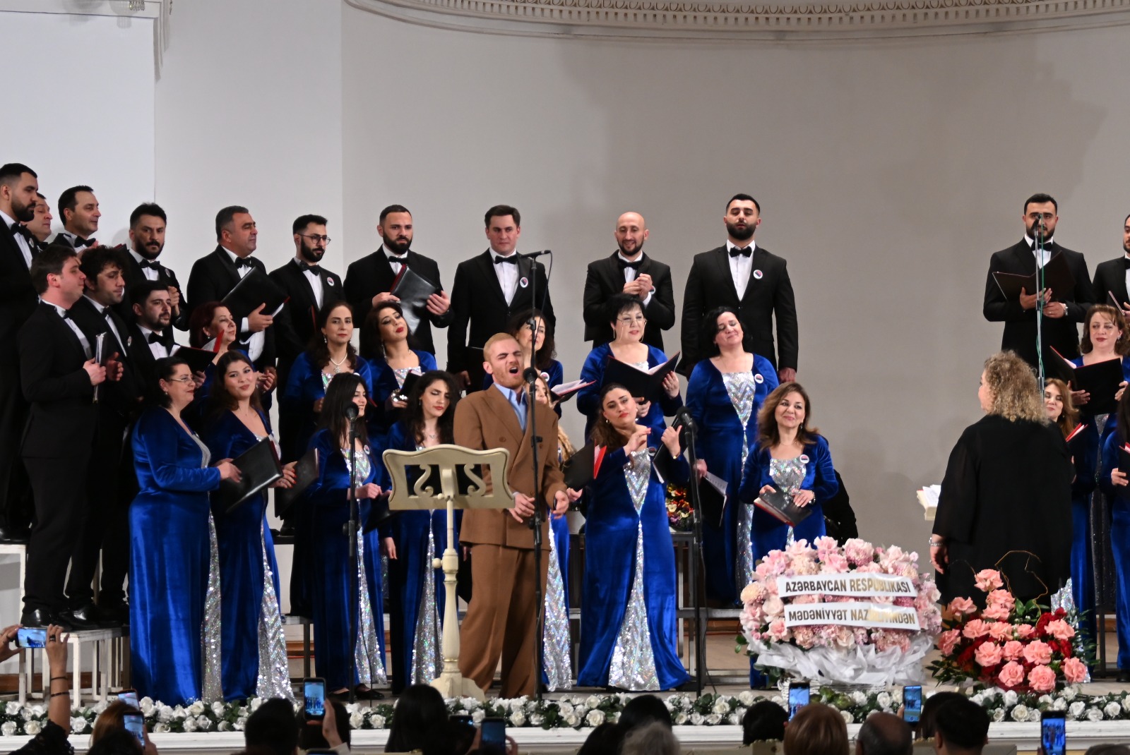 Шесть десятилетий в унисон - юбилей одного из лучших коллективов Азербайджана (ФОТО)