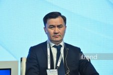 В Баку проходит Форум по логистике и торговле нефтью в Каспийском и Центральноазиатском регионах (ФОТО)