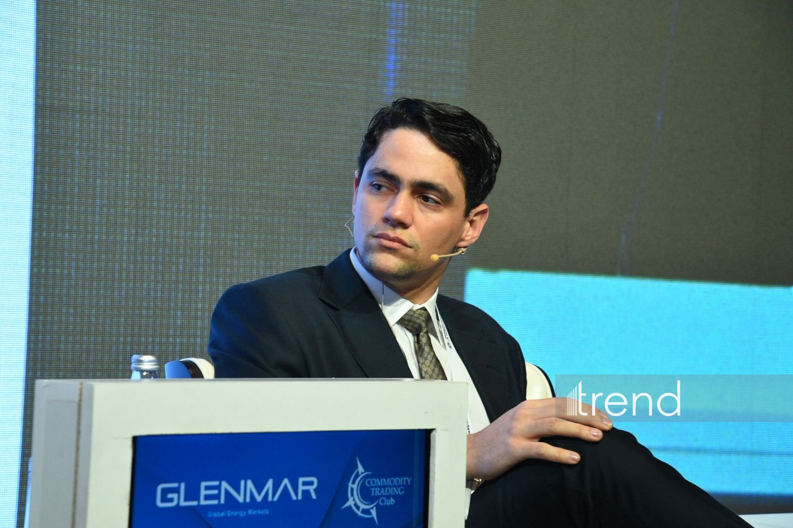 В Баку проходит Форум по логистике и торговле нефтью в Каспийском и Центральноазиатском регионах (ФОТО)