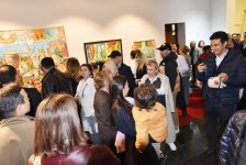 В Баку открылась персональная выставка художника Таира Шихалиева (ФОТО)