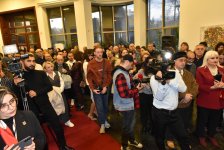 В Баку открылась персональная выставка художника Таира Шихалиева (ФОТО)