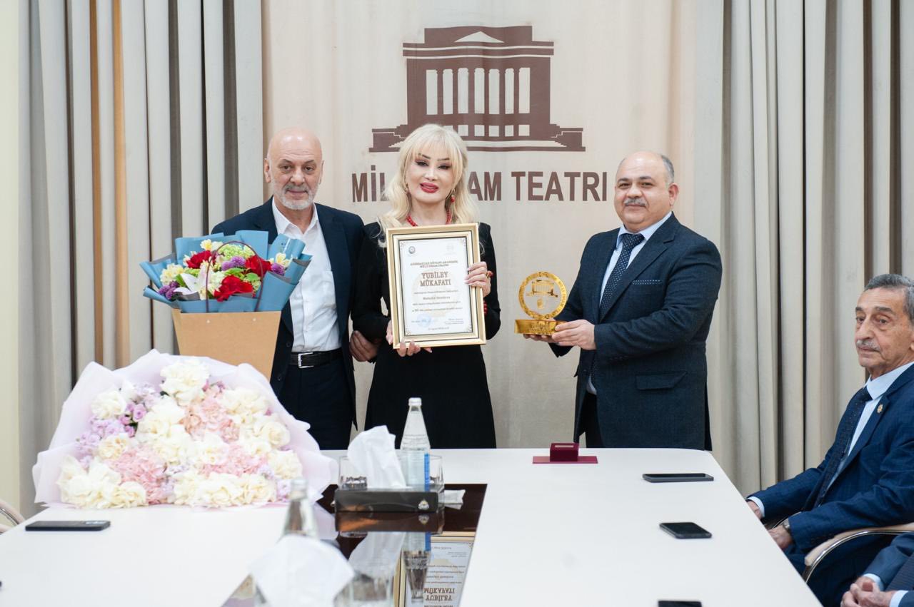 Малейка Асадова отметила юбилей в образе дочери последнего Карабахского хана (ФОТО)