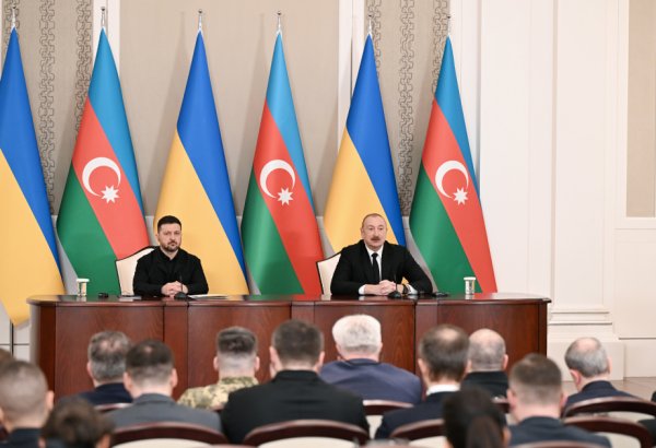 Президент Ильхам Алиев: SOCAR много лет успешно работает в Украине