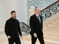 Состоялась встреча Президента Ильхама Алиева с Президентом Украины в формате «один на один» (ФОТО/ВИДЕО)