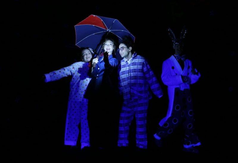 В Баку появилась волшебница, понимающая язык животных и птиц (ФОТО)