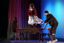 В Баку появилась волшебница, понимающая язык животных и птиц (ФОТО)