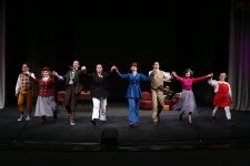 В Баку появилась волшебница, понимающая язык животных и птиц (ФОТО)