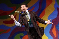 В Баку появилась волшебница, понимающая язык животных и птиц (ФОТО)