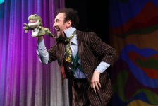 В Баку появилась волшебница, понимающая язык животных и птиц (ФОТО)