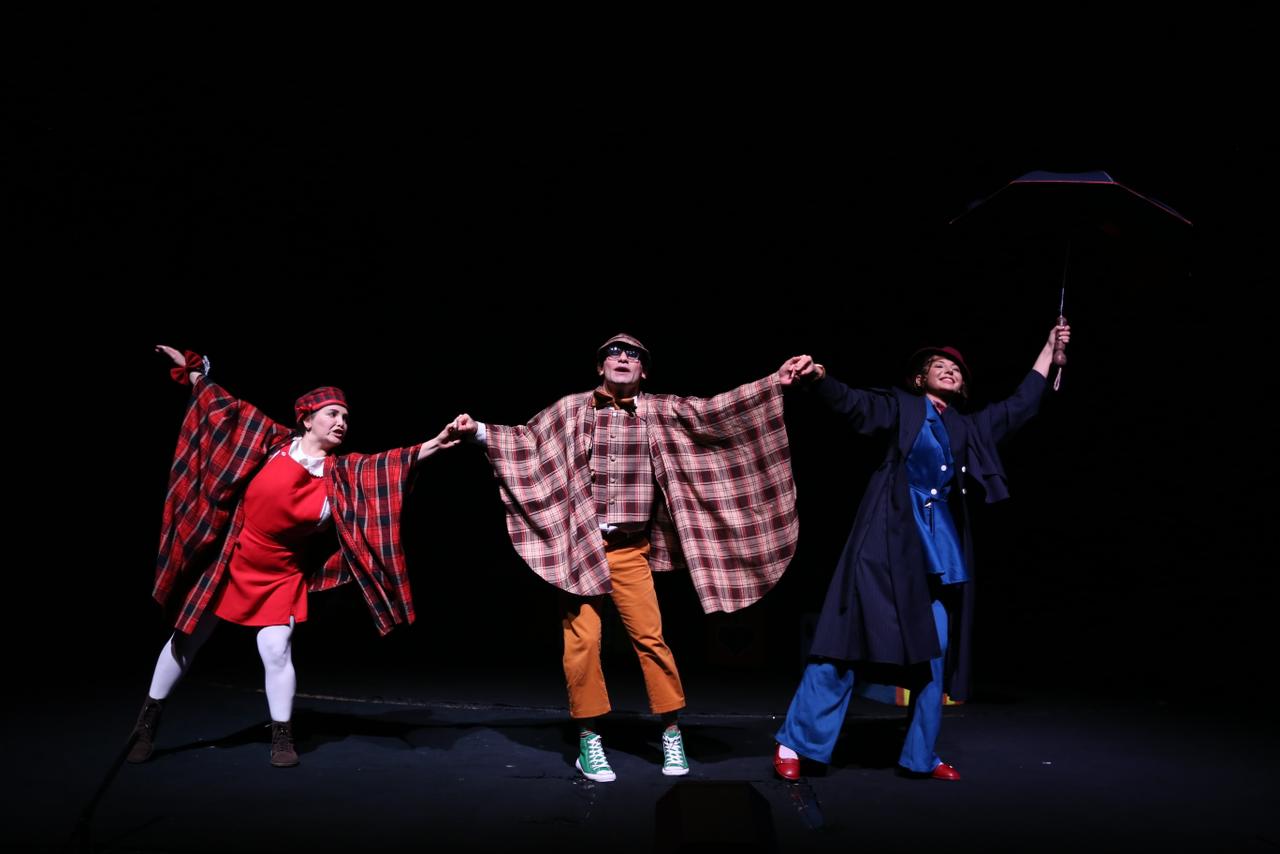 В Баку появилась волшебница, понимающая язык животных и птиц (ФОТО)