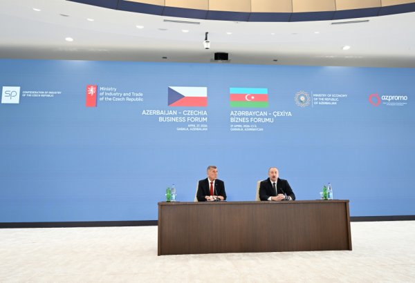 Cостоялся азербайджано-чешский бизнес-форум c участием Президента Ильхама Алиева и Премьер-министра Андрея Бабиша (ФОТО/ВИДЕО)