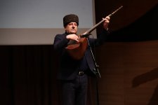 Жизнь в стихах: в Баку прошел юбилейный вечер Барата Вюсала (ФОТО)