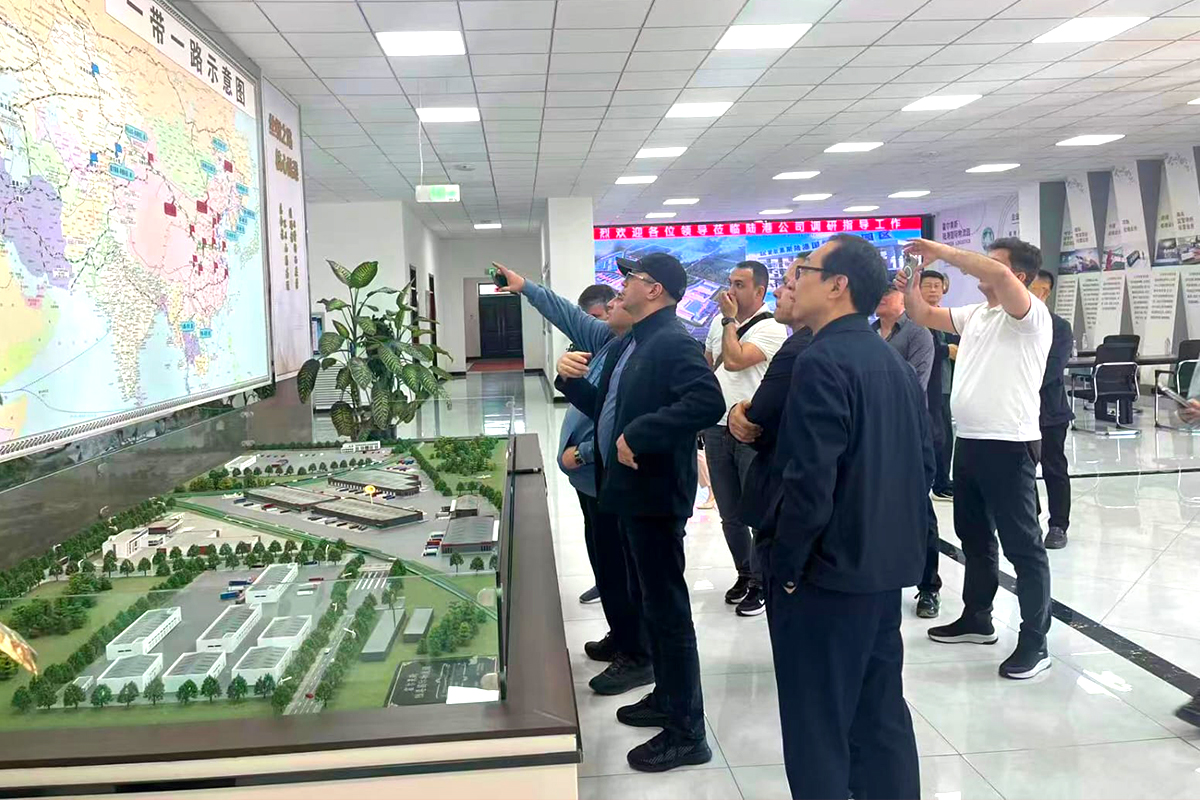 Увеличена квота на автомобильные грузоперевозки между Азербайджаном и КНР (ФОТО)