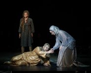 Народный артист Азербайджана Аваз Абдулла стал вавилонским царем в Германии (ФОТО)