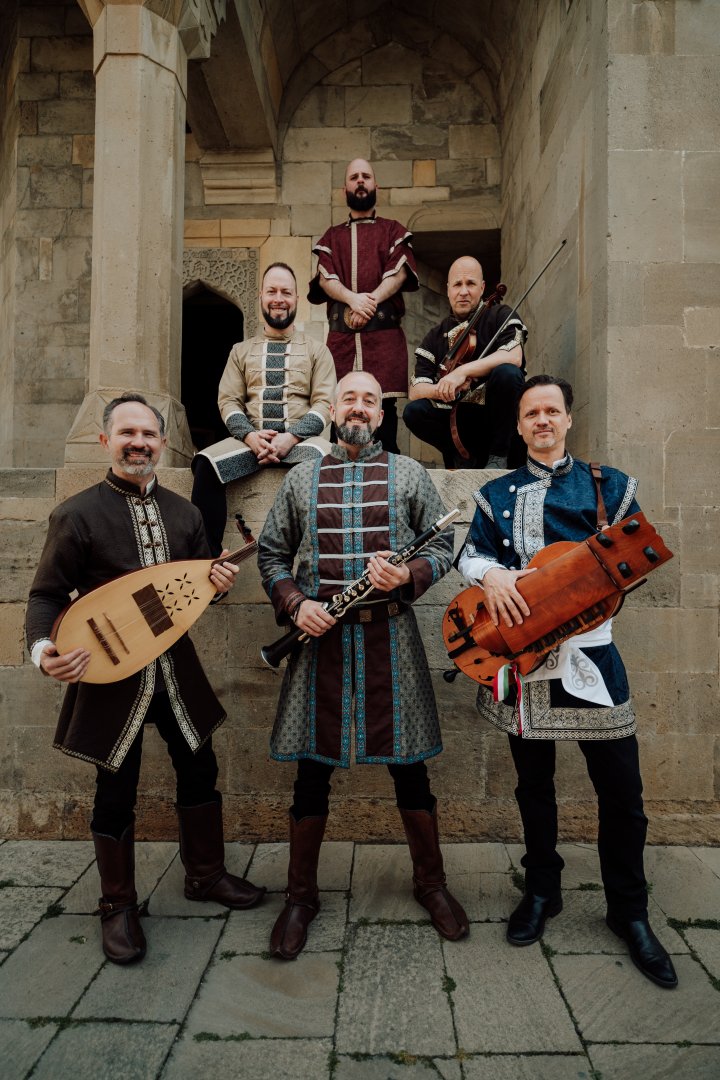 При поддержке Фонда Гейдара Алиева "Проект Венгерская рапсодия" проводит съемки в Азербайджане (ФОТО)