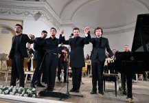 Малая Морская улица в Баку - путешествие сквозь музыку и эмоции (ФОТО)